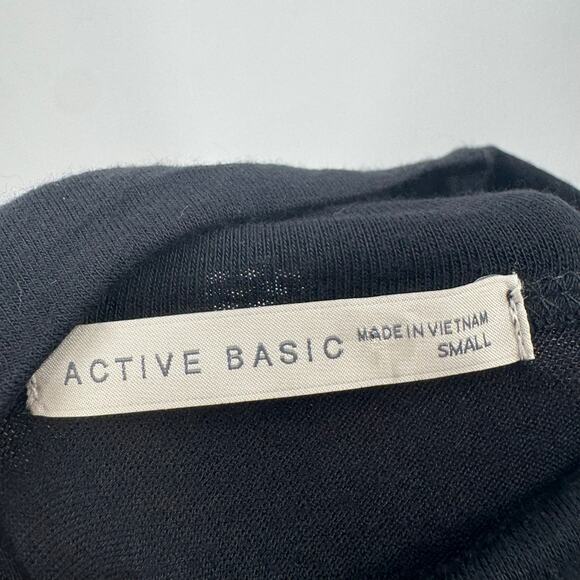NWOT Active Basic Black Stretchy turtleneck - Picture 3 of 4